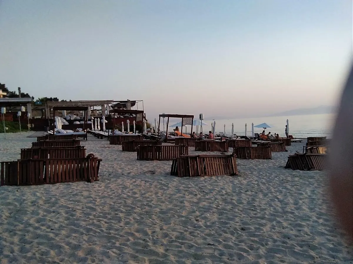 Villaathena Skála Foúrkas Vila